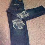 American Eagle NWOT  90s intentional, rip and distressing boyfriend jeans Photo 2
