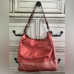 Isaac Mizrahi  Live  Coral Peach Leather‎ Large Purse Photo 4