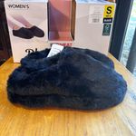 32 Degrees Heat 32 Degrees womens plush memory foam slip on slippers black S Photo 3