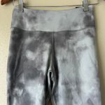 Nike  The One Gray Tie Dye Tight Fight Leggings Size Small Photo 2