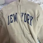 Brandy Melville  New York Hoodie Photo 0