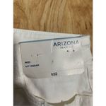 Arizona Jeans White jean shorts size 5 Photo 3
