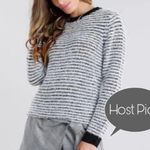 Rag and Bone XS sweater Photo 2