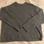 American Eagle  gray sweater  Photo 0