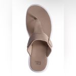 Time And Tru  Womens Flip Flops Size 6 Beige  White New Photo 3