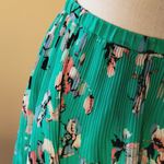 Elle  floral print skirt size small Photo 1