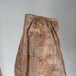 AnyBody leopard tropical tan pink short sleeve v Photo 6