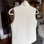 Old Navy  Sherpa Fleece Vest - Cream and Brown twill piping sz XS Photo 3