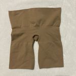 SKIMS BBL Butt Lifting Shorts M Photo 2