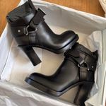 Burberry  Women’s Stirrup leather ankle boots In Black Size 37.5 Photo 0