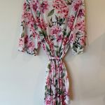 Show Me Your Mumu Floral Print Garden Of Blooms Brie Robe White Pink One Size Photo 3