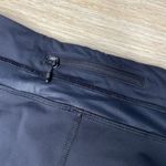 Lululemon  Black Chase Me Crop 2 Leggings Sz 6 Low Rise Stretch Athleisure Glossy Photo 7