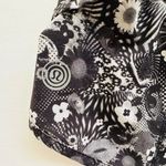 Lululemon Speed Short Size 6 Seawheeze 2017 SE* Counter Culture White Black Photo 3