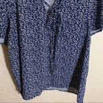SheIn  Navy Blue and White Mini Floral Short Sleeve‎ Large Photo 5