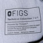 Catarina Scrub Tops for Women — Classic Fit, 1 Pocket FIGS YOLA pants XS/SM Photo 9