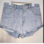 Wild Fable  Light Blue Denim Shorts Sz 6  & Eco Warrior White Tee Sz M Photo 8