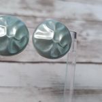 Vintage Screw Back Earrings Photo 1