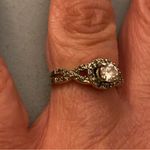 Womens Finger Ring Size 7.5 Zirconia Center Rhinestones Silver Tone Costume Photo 1