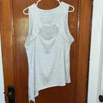 Skechers  Women’s Sleeveless Printed Tank Top A917 Photo 1