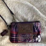 Coach Plaid Wristlet poppy shimmering. Stripes Photo 0