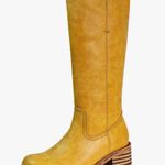 Women's Banana Yellow Knee High Boots Size 8 Photo 0