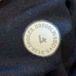 Lululemon  Invigorate High-Rise Crop 23" Photo 1