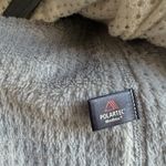 Patagonia Women's Off-White Teddy Jacket Full zip Photo 7