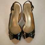 Bandolino  Small Platform Heels Red Black Highlight 2 inches size 7.5 Photo 4