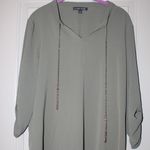 Moa Moa  Green Shirt Women’s Medium Photo 0