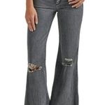 Wrangler Wanderer 622 Heart Patch Flare Jeans size 28X34 Photo 1