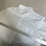 Athleta Women's  Medium Long & Lean Passage Button Shirt White Long Sleeve Photo 4