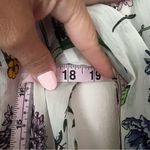 H&M Plumeti Blouse Beige Floral Women’s SIZE 8 chiffon fairy garden summer Photo 6