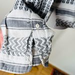 Current/Elliott Current Elliott Black and White Patterned Button Down Shirt Photo 6