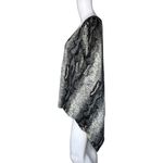 Show Me Your Mumu  Shirt Womens Small‎ Gray Snake Print Python Print Poncho Edgy Photo 2