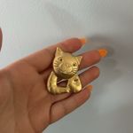 Vintage Kitty Cat 80s 70s Gold Tone Pin Button Sweet Green Eyes Whiskers Photo 1