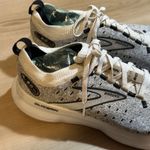 Brooks  Glycerin 20 Women Running Size 9  Gray White Lace Up Sneakers Comfort Photo 11