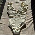 Summersalt  - The Ruffle Backflip Photo 4