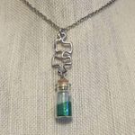 Puzzle Piece Green Glitter Wish Necklace Photo 2