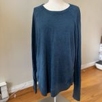 Athleta  Mindset Sweatshirt Teal L Pullover Activewear Athleisure Yoga Tulip-Edge Photo 1