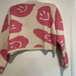 Moon & Madison Sz:M Cropped Pink Smiley Face Crew Neck Oversized Sweater. White Size M Photo 1