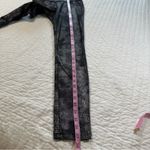 Jennifer Lopez Black and Sliver Snakeskin Pattern MidRise Knit Leggings Jegging Photo 5