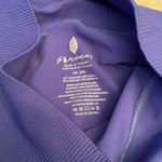 Lululemon  Gather & Crow Crop 21" Size M/L Photo 2