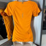 Nike  dryfit woman’s size small athletic t-shirt Photo 11