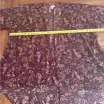 LuLaRoe Lightweight Floral Kimono Women's Size M Burgundy Photo 5