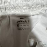 Nike white shorts Photo 2