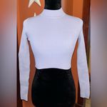 Forever 21  long sleeve crop top Photo 2
