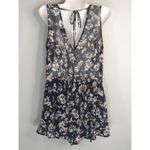 ASTR Navy Floral Sleeveless Romper Womens M V-Neck Summer Weekend Playsuit Photo 6