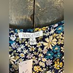 Patrons of Peace  Floral Puff Sleeve Crop Top Navy Blue Yellow Daisy‎ Print Photo 4