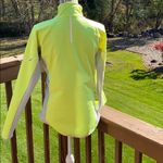 New Balance quarter zip sweatshirt, Medium Photo 2