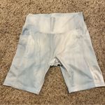 Buffbunny  Limitless Blue and White Biker Shorts Women’s Size Large 8” inseam Photo 5